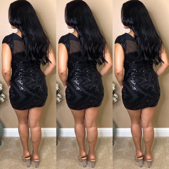✨🥂”Ready For Tonight” Mini Black Sequins Dress - Picture 2 of 3